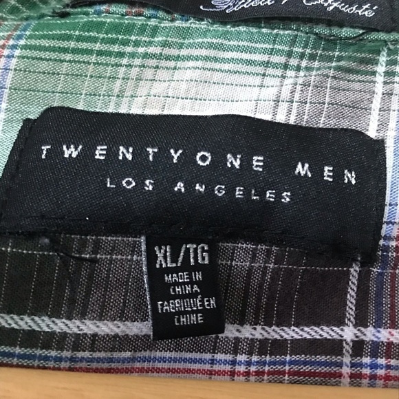 Twentyone Men’s Plaid Hooded Button-Down Shirt – XL, Unisex, Removable Hood - Picture 5 of 5